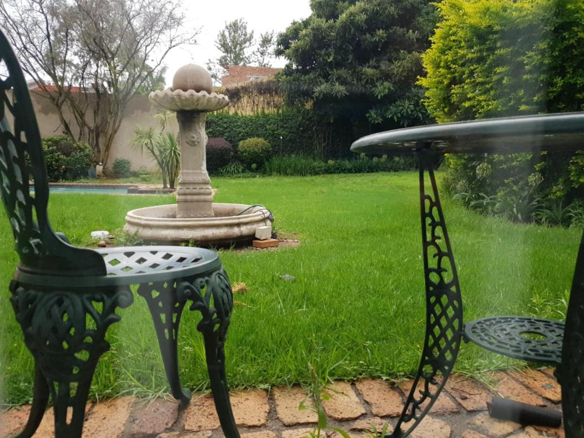 Matina Guest House Johannesburg Kültér fotó