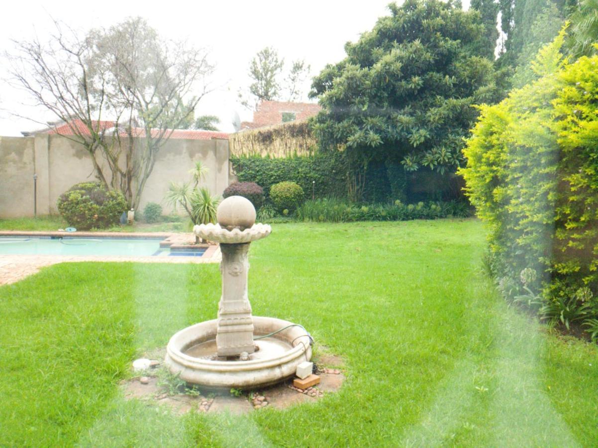 Matina Guest House Johannesburg Kültér fotó